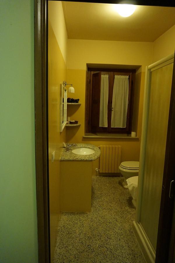 Locanda Da Ciacci Petriano Екстер'єр фото