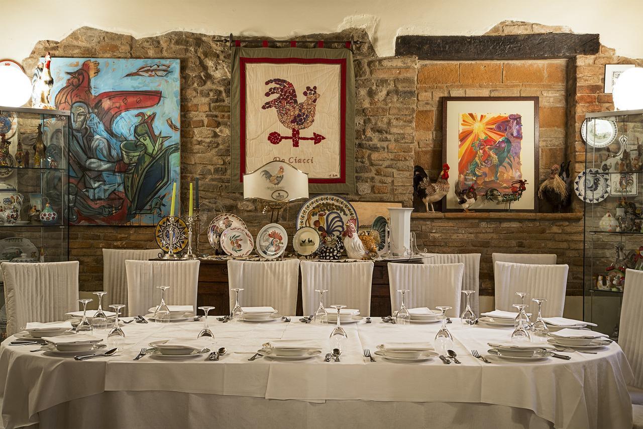 Locanda Da Ciacci Petriano Екстер'єр фото
