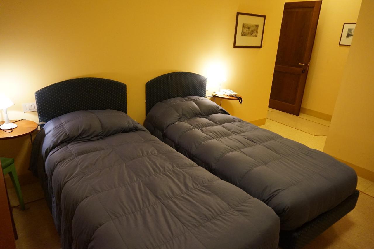Locanda Da Ciacci Petriano Екстер'єр фото