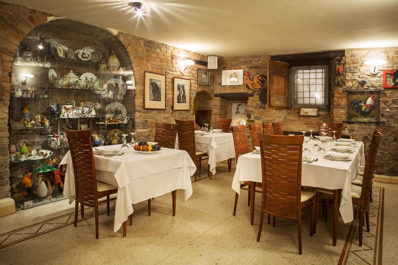 Locanda Da Ciacci Petriano Екстер'єр фото
