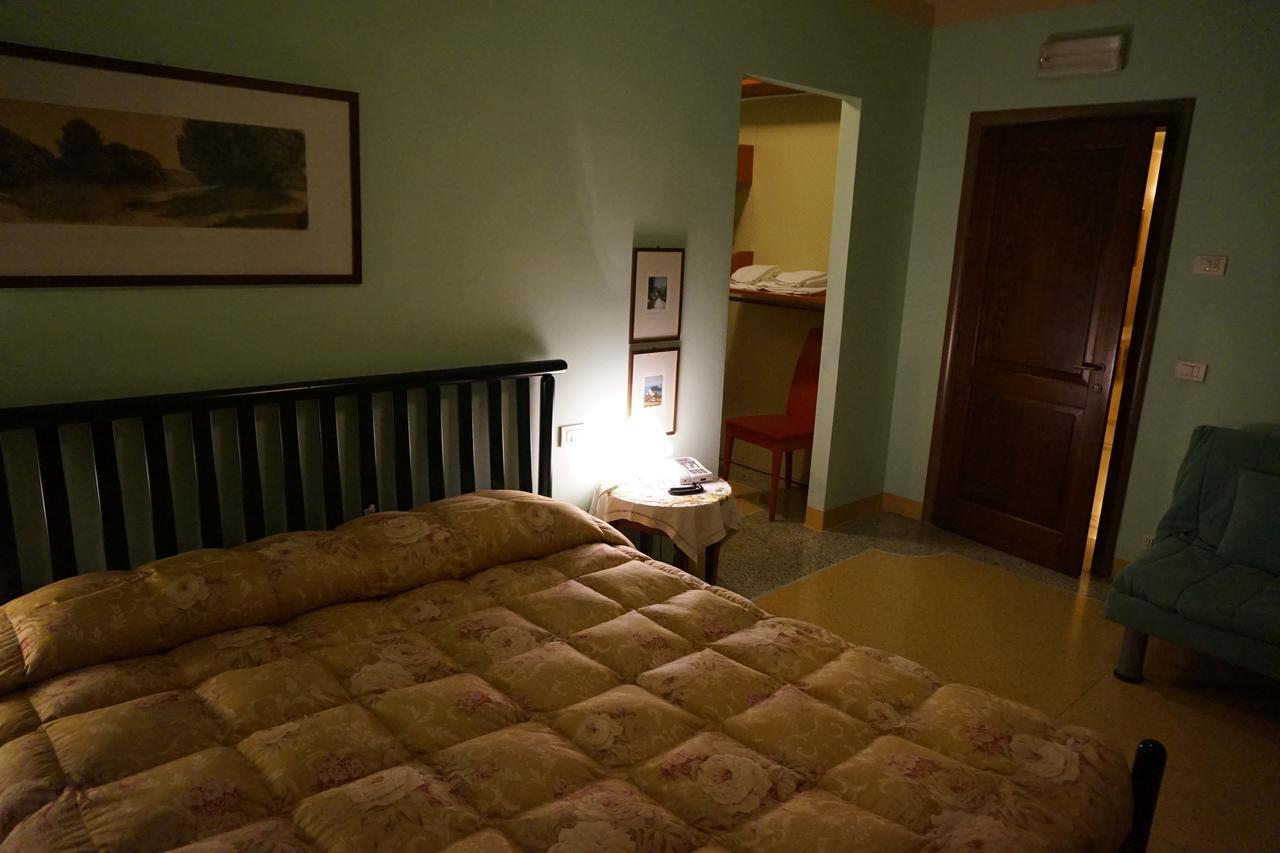 Locanda Da Ciacci Petriano Екстер'єр фото