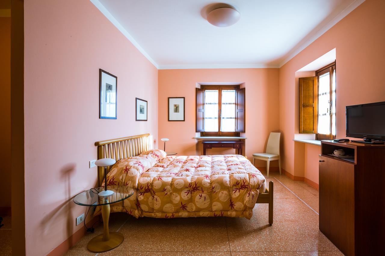 Locanda Da Ciacci Petriano Екстер'єр фото
