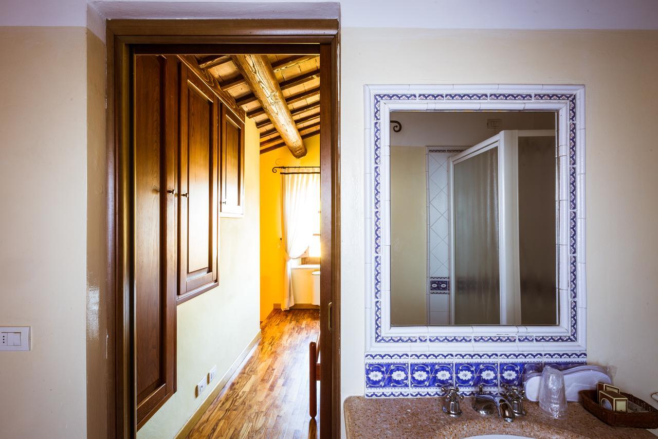 Locanda Da Ciacci Petriano Екстер'єр фото